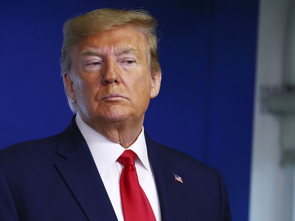 Tổng thống Trump kí dự luật nhằm ngăn chính phủ Mỹ đóng cửa - Ảnh 1. Tổng thống Trump kí dự luật nhằm ngăn chính phủ Mỹ đóng cửa - Ảnh 1.