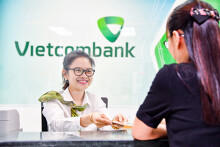 Lãi suất ngân hàng Vietcombank tiếp tục hạ trong tháng 10
