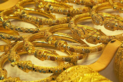 Giá vàng hôm nay 1/10: Duy trì đà tăng 250.000 đồng/lượng
