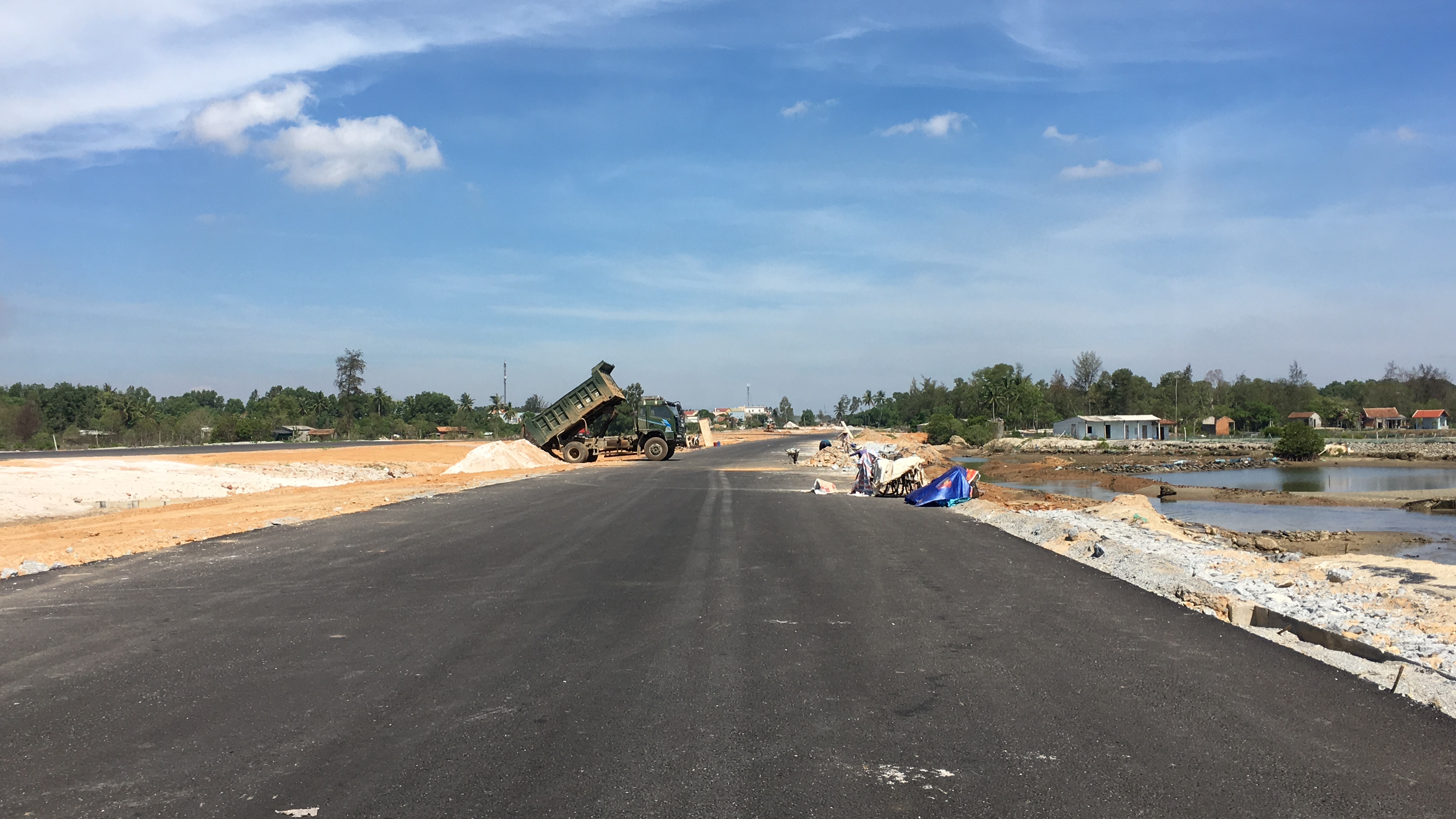 Quảng Nam thông xe đường gần 1.500 tỉ đồng nối Hội An đến sân bay Chu Lai - Ảnh 1. Quảng Nam thông xe đường gần 1.500 tỉ đồng nối Hội An đến sân bay Chu Lai - Ảnh 1.