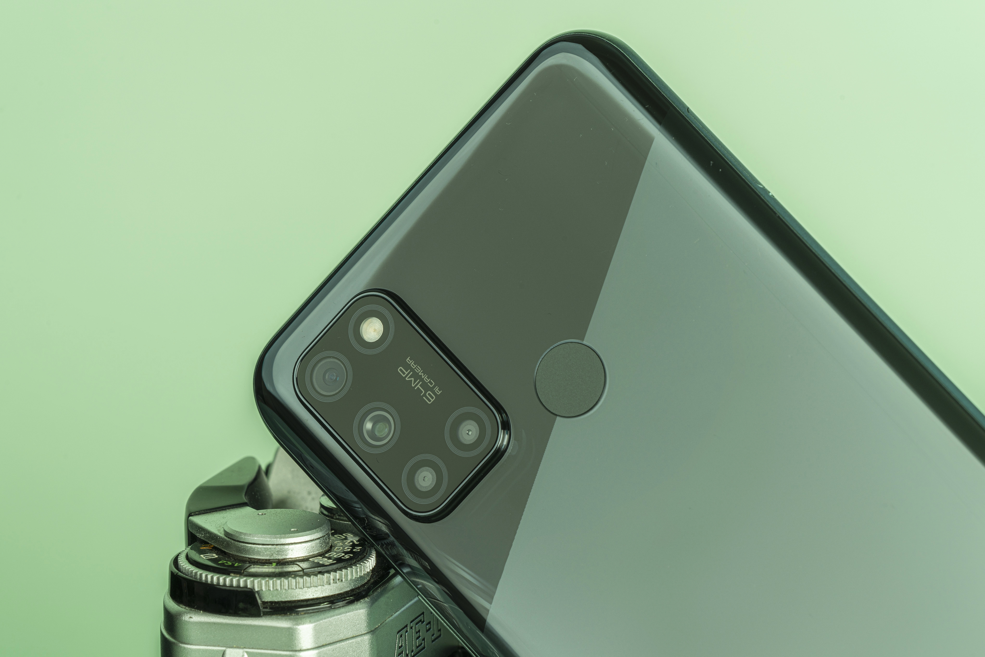 Ngắm realme 7i đẹp lạ qua từng góc ảnh - Ảnh 9. Ngắm realme 7i đẹp lạ qua từng góc ảnh - Ảnh 9.