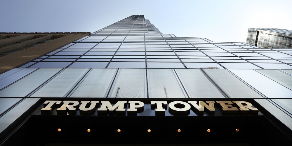 Tòa tháp Trump tại đại lộ số 5 (Fifth Avenue) là một trong những công trình ấn tượng tại New York. (Nguồn: Getty Images) Tòa tháp Trump tại đại lộ số 5 (Fifth Avenue) là một trong những công trình ấn tượng tại New York. (Nguồn: Getty Images)