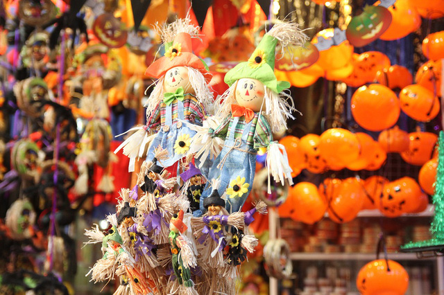 Gợi ý những địa điểm chụp hình Halloween ‘hot’ nhất tại Hà Nội - Ảnh 6. Gợi ý những địa điểm chụp hình Halloween ‘hot’ nhất tại Hà Nội - Ảnh 6.
