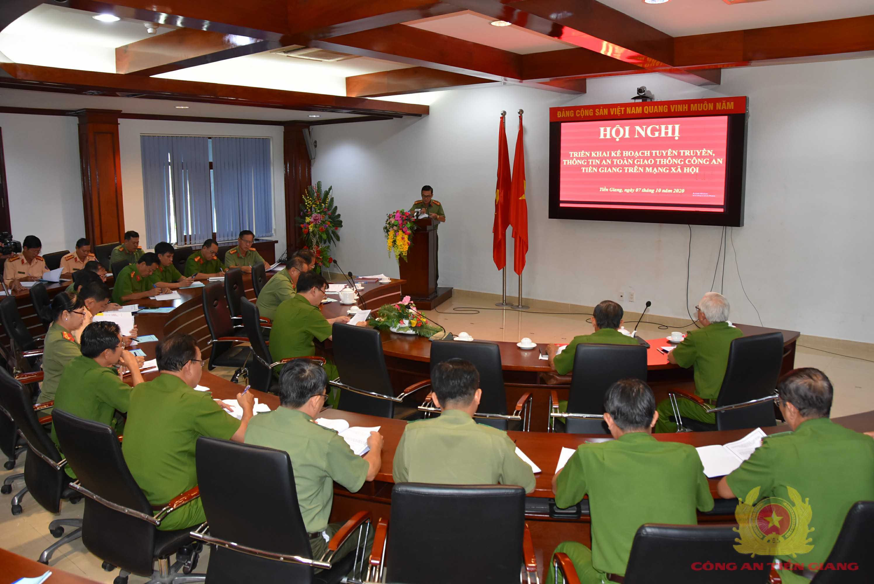 Công an Tiền Giang ứng dụng Zalo vào tuyên truyền an toàn giao thông - Ảnh 1. Công an Tiền Giang ứng dụng Zalo vào tuyên truyền an toàn giao thông - Ảnh 1.