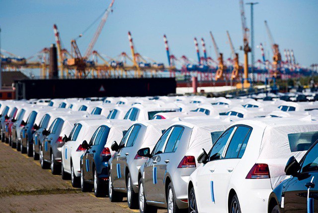 Hơn 4.500 ô tô Indonesia giá gốc dưới 300 triệu đồng đổ về Việt Nam - Ảnh 1.