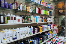 Dân bán hàng xách tay tìm đủ cách xoay xở khi qui định mới có hiệu lực