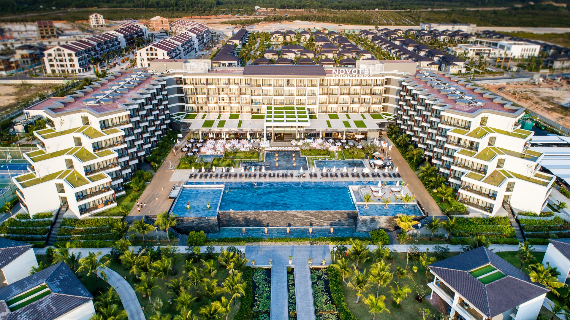 Những siêu dự án tại 'thành phố đảo' Phú Quốc - Ảnh 2. Những siêu dự án tại 'thành phố đảo' Phú Quốc - Ảnh 2.
