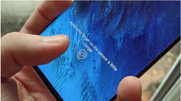 iPhone 13 của Apple có thể sẽ có thêm tính năng Touch ID dưới màn hình - Ảnh 1. iPhone 13 của Apple có thể sẽ có thêm tính năng Touch ID dưới màn hình - Ảnh 1.