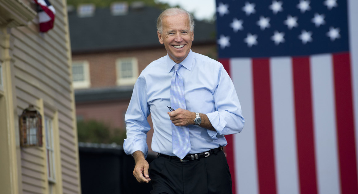Con đường dài tiến tới đỉnh Nhà Trắng của ông Biden - Ảnh 1.
