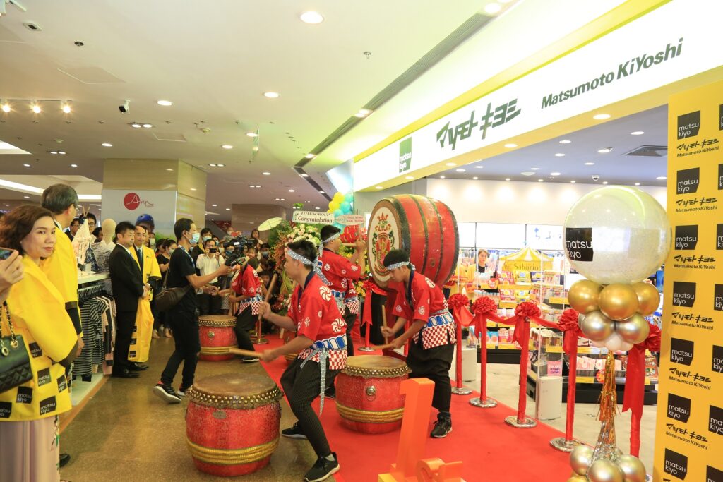 Chuỗi bán lẻ mĩ phẩm lớn nhất Nhật Bản chính thức thâm nhập thị trường Việt Nam - Ảnh 1. Chuỗi bán lẻ mĩ phẩm lớn nhất Nhật Bản chính thức thâm nhập thị trường Việt Nam - Ảnh 1.