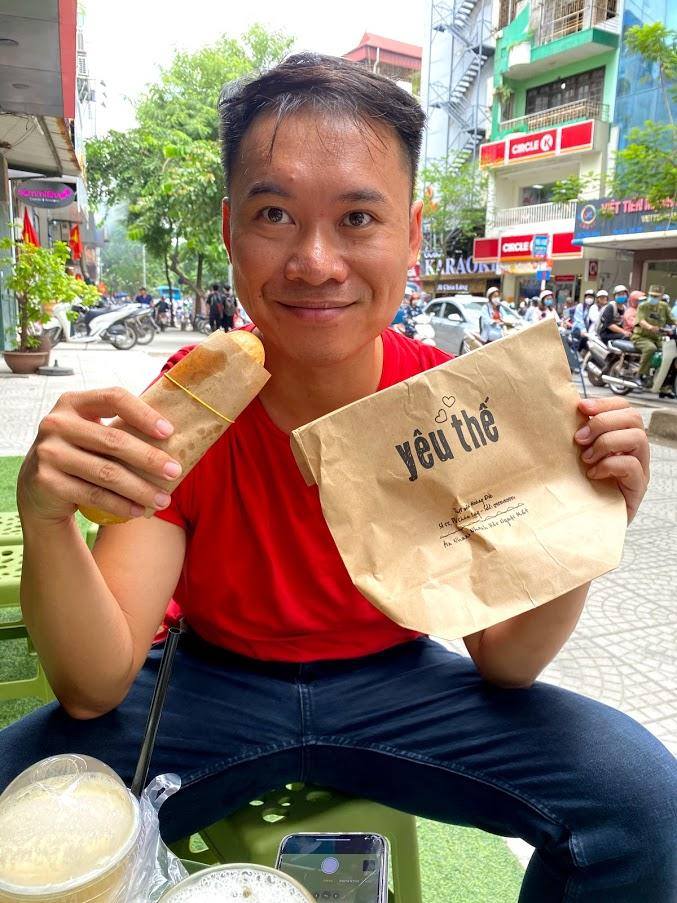 Chuyện chọn 'bánh mì' hay 'bánh mỳ' để quảng cáo - Ảnh 1. Chuyện chọn 'bánh mì' hay 'bánh mỳ' để quảng cáo - Ảnh 1.