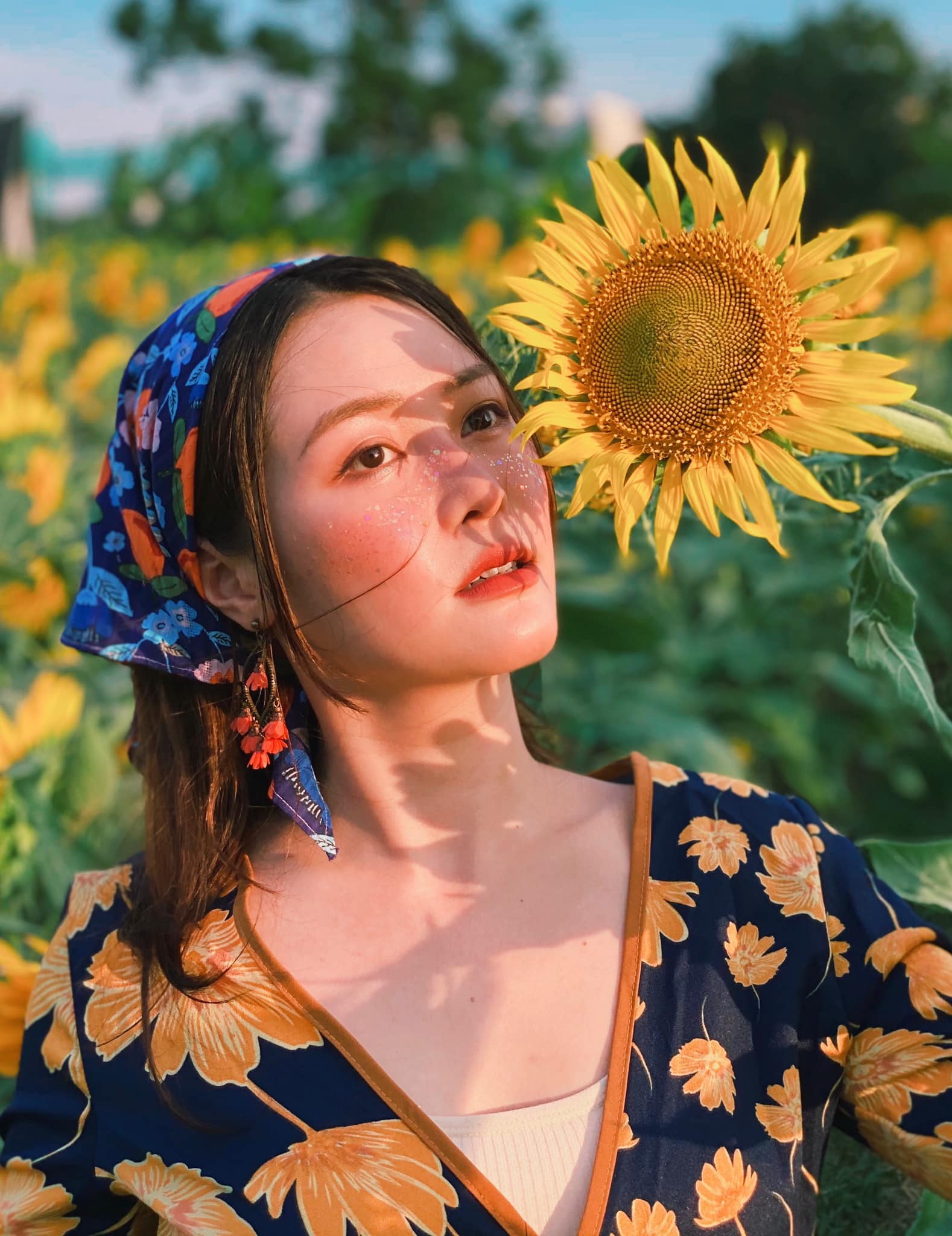 Mê mẩn vẻ đẹp cánh đồng hoa hướng dương nổi tiếng tại Nghệ An - Ảnh 2. Mê mẩn vẻ đẹp cánh đồng hoa hướng dương nổi tiếng tại Nghệ An - Ảnh 2.