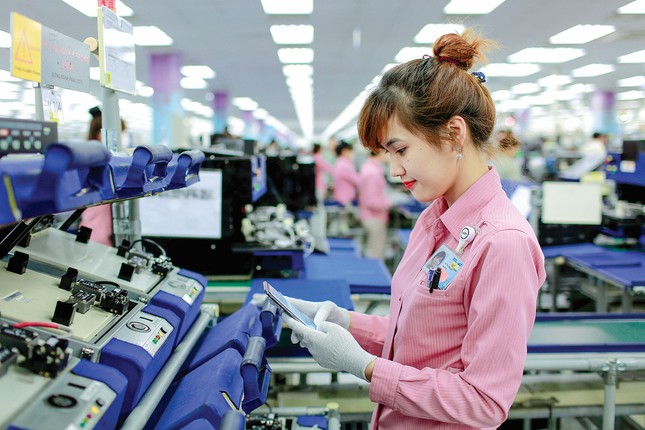 Sự chi phối của Samsung với nền kinh tế Việt Nam: 17 tỉ USD và 170.000 nhân sự - Ảnh 2. Sự chi phối của Samsung với nền kinh tế Việt Nam: 17 tỉ USD và 170.000 nhân sự - Ảnh 2.