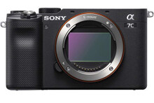 Máy ảnh full-frame nhỏ nhất thế giới đã có mặt tại Việt Nam