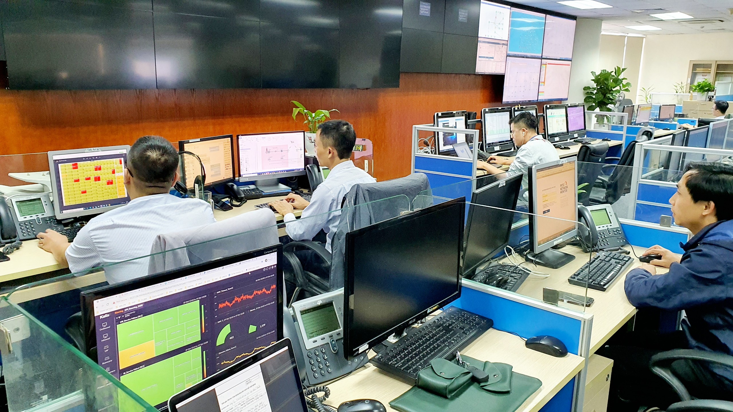 Viễn thông tăng cường giải pháp phục vụ họp trực tuyến của Quốc hội - Ảnh 1.