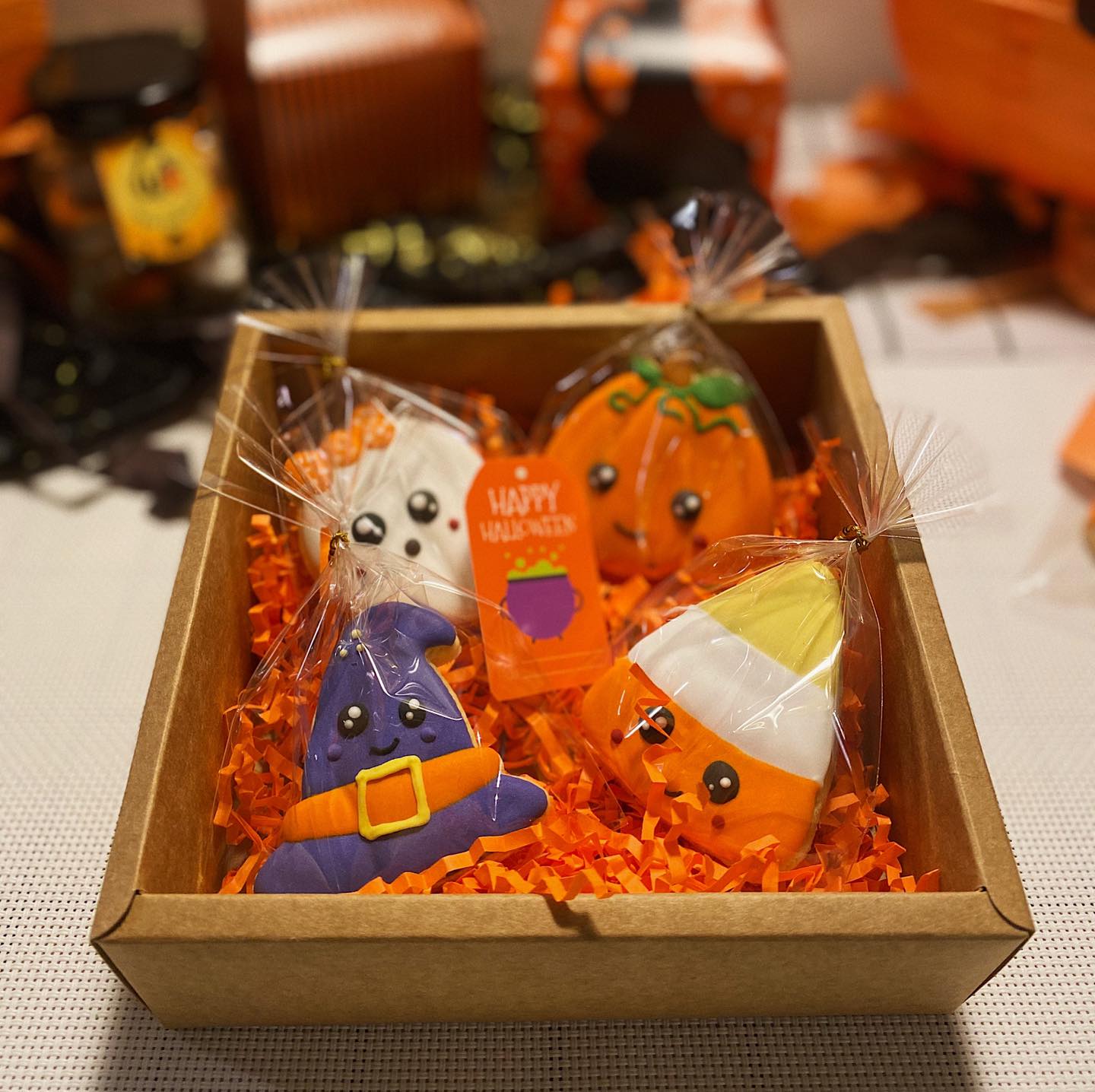 5 địa chỉ bán bánh Halloween được yêu thích tại Sài Gòn - Ảnh 4. 5 địa chỉ bán bánh Halloween được yêu thích tại Sài Gòn - Ảnh 4.
