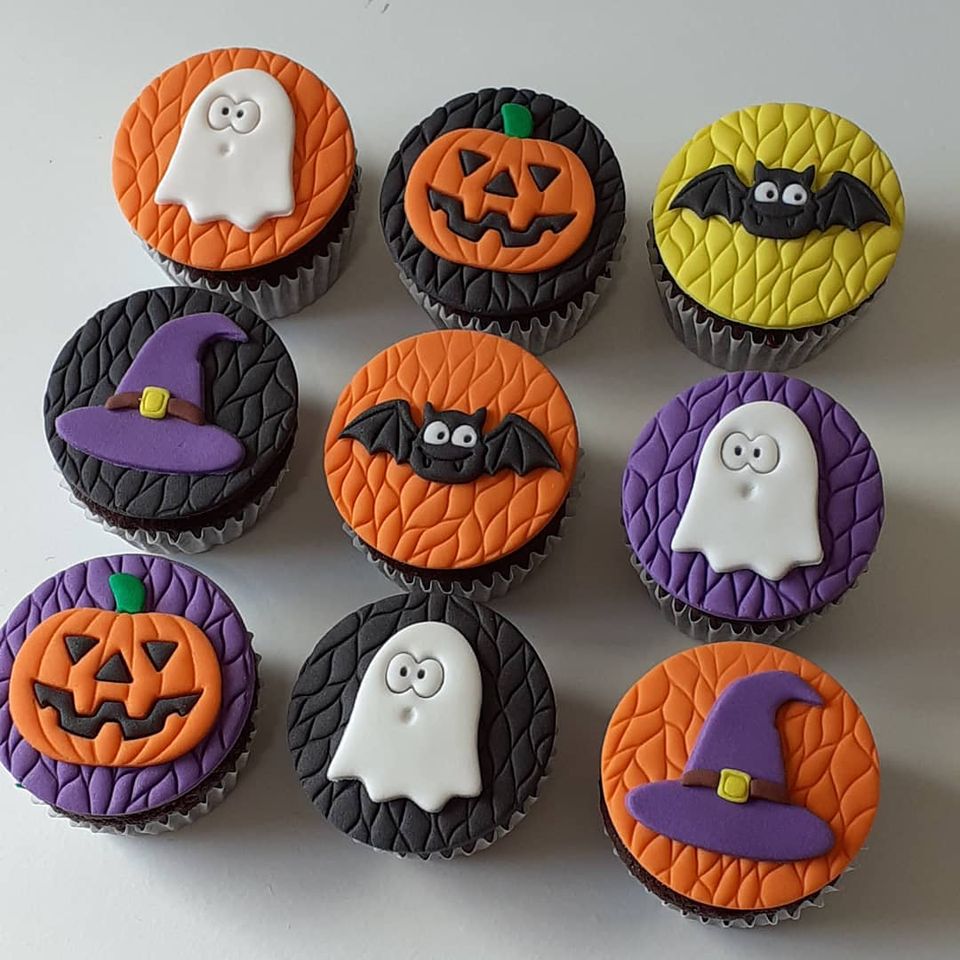 5 địa chỉ bán bánh Halloween được yêu thích tại Sài Gòn - Ảnh 8. 5 địa chỉ bán bánh Halloween được yêu thích tại Sài Gòn - Ảnh 8.