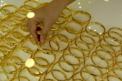 Giá vàng hôm nay 22/10: Vàng SJC tăng giảm trái chiều