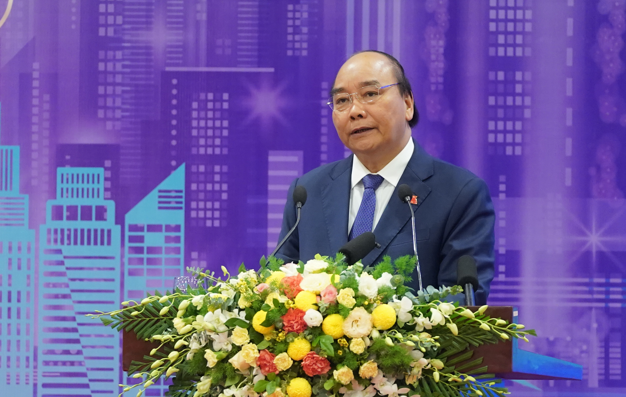 Thủ tướng: Phát triển đô thị thông minh không thực hiện theo phong trào - Ảnh 1. Thủ tướng: Phát triển đô thị thông minh không thực hiện theo phong trào - Ảnh 1.