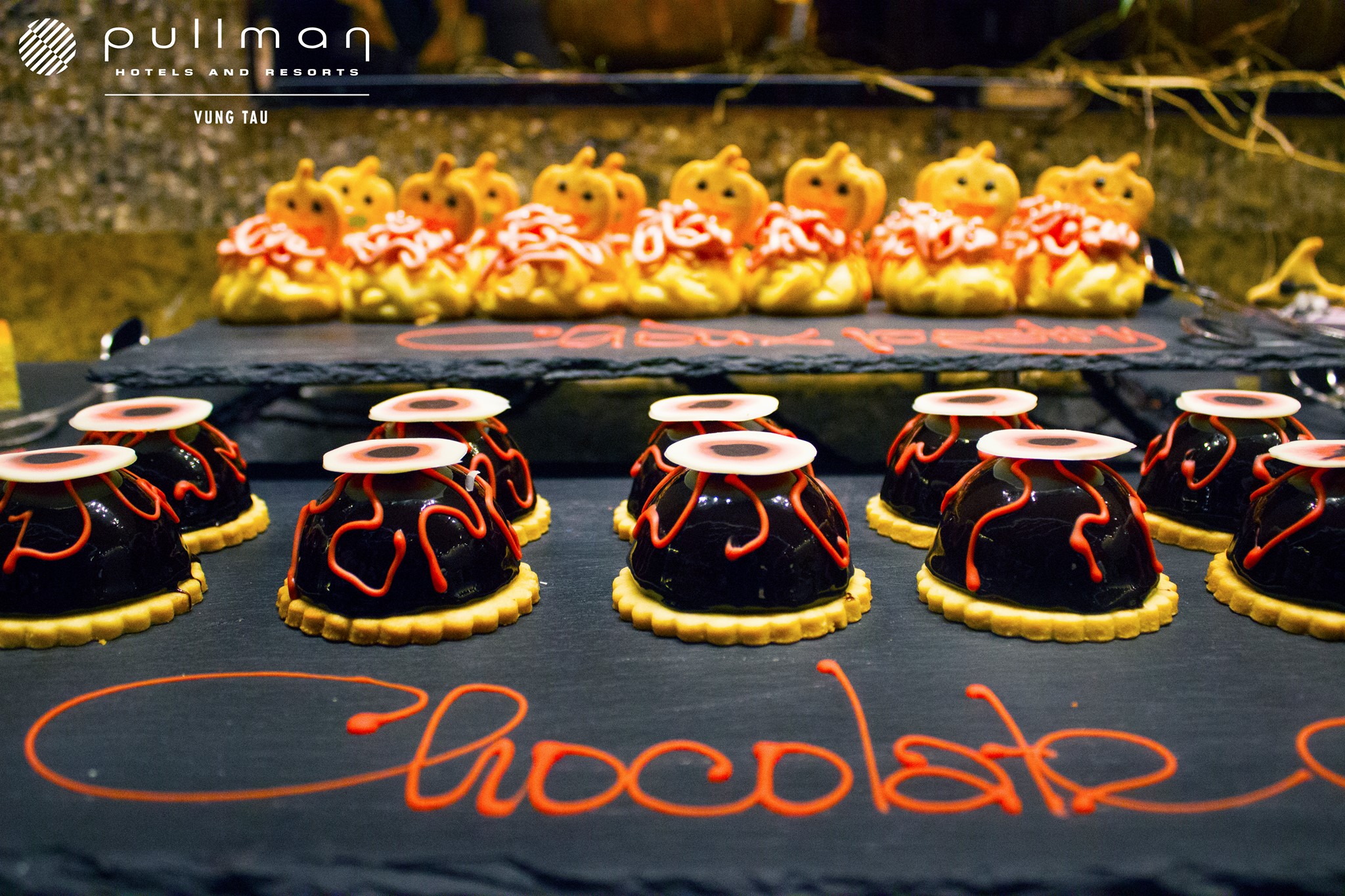Bật mí 4 địa chỉ ăn uống quanh Sài Gòn cho đêm Halloween đầy ấn tượng - Ảnh 15. Bật mí 4 địa chỉ ăn uống quanh Sài Gòn cho đêm Halloween đầy ấn tượng - Ảnh 15.
