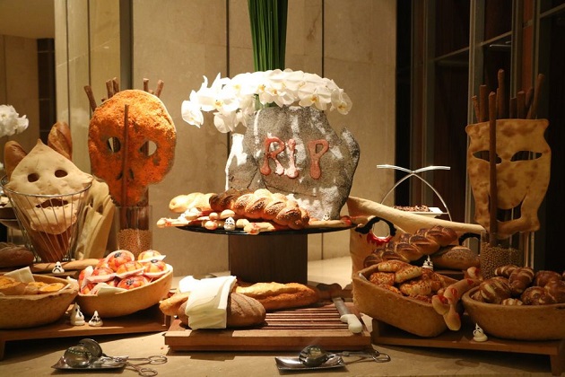 Bật mí 4 địa chỉ ăn uống quanh Sài Gòn cho đêm Halloween đầy ấn tượng - Ảnh 5. Bật mí 4 địa chỉ ăn uống quanh Sài Gòn cho đêm Halloween đầy ấn tượng - Ảnh 5.
