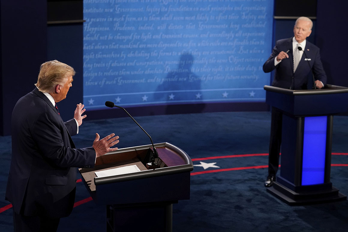 Số người cược Tổng thống Donald Trump thắng cử cao hơn gấp rưỡi số người cược ông Joe Biden - Ảnh 1. Số người cược Tổng thống Donald Trump thắng cử cao hơn gấp rưỡi số người cược ông Joe Biden - Ảnh 1.