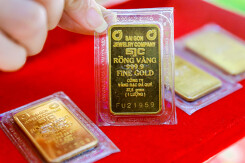 Giá vàng hôm nay 31/10: Vàng tiếp tục tăng 250.000 đồng/lượng trong phiên cuối tuần