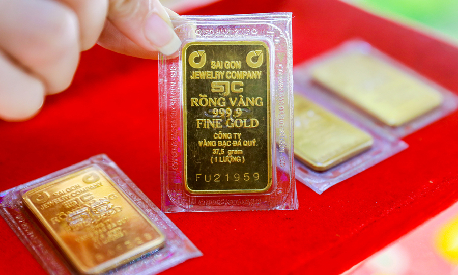 Giá vàng hôm nay 31/10: Vàng tiếp tục tăng 250.000 đồng/lượng trong phiên cuối tuần - Ảnh 2. Giá vàng hôm nay 31/10: Vàng tiếp tục tăng 250.000 đồng/lượng trong phiên cuối tuần - Ảnh 2.
