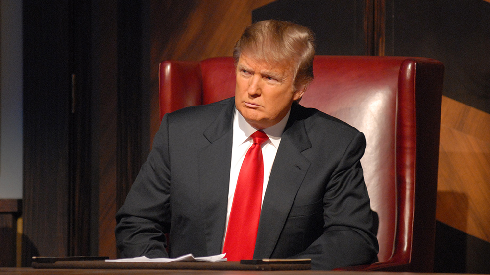 Chương trình truyền hình thực tế vực dậy tỉ phú Trump từ hố sâu thất bại - Ảnh 1. Chương trình truyền hình thực tế vực dậy tỉ phú Trump từ hố sâu thất bại - Ảnh 1.