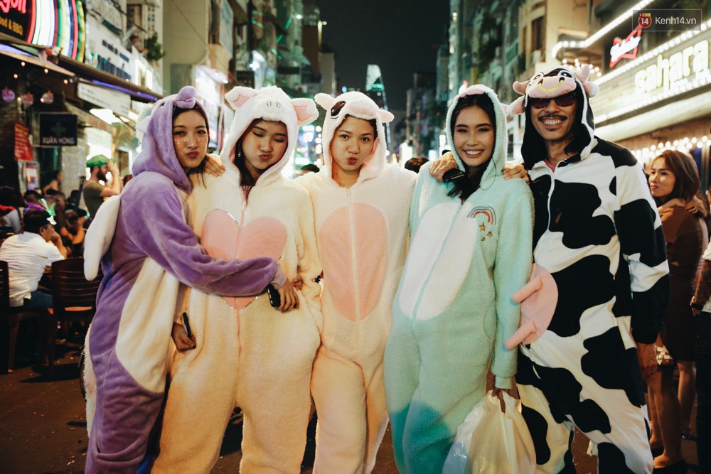 Khám phá loạt địa điểm vui chơi Halloween được check-in nhiều nhất tại Sài Gòn  - Ảnh 2.