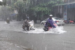 Thời tiết Đà Nẵng hôm nay 7/10: Mưa to đến rất to và dông, Đà Lạt mưa rào từ sáng sớm