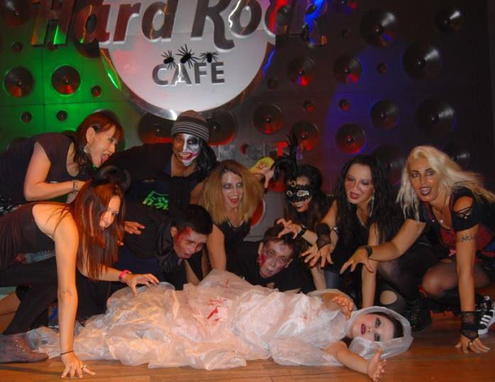 “Đột nhập” 5 quán cà phê ma mị đậm chất Halloween tại Sài Gòn - Ảnh 10.