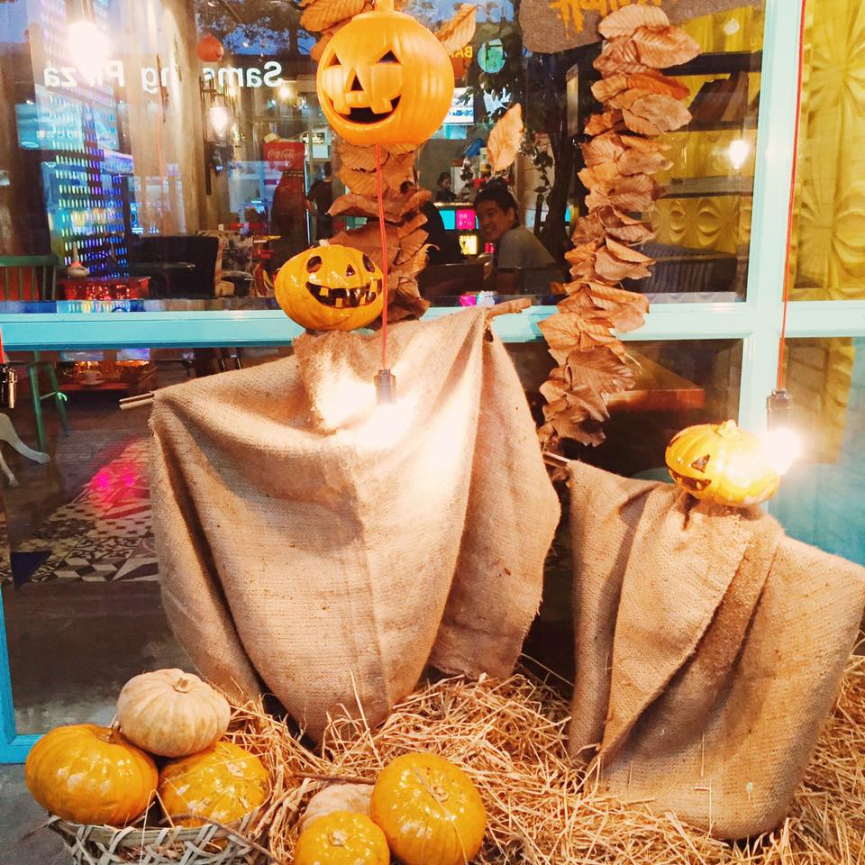 “Đột nhập” 5 quán cà phê ma mị đậm chất Halloween tại Sài Gòn - Ảnh 6.