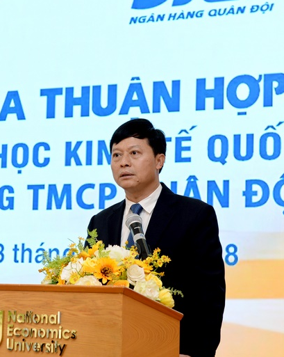 MB tái bổ nhiệm Phó Tổng giám đốc - Ảnh 1.