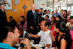 Ghé thăm tiệm mì bình dân ông Joe Biden từng ăn