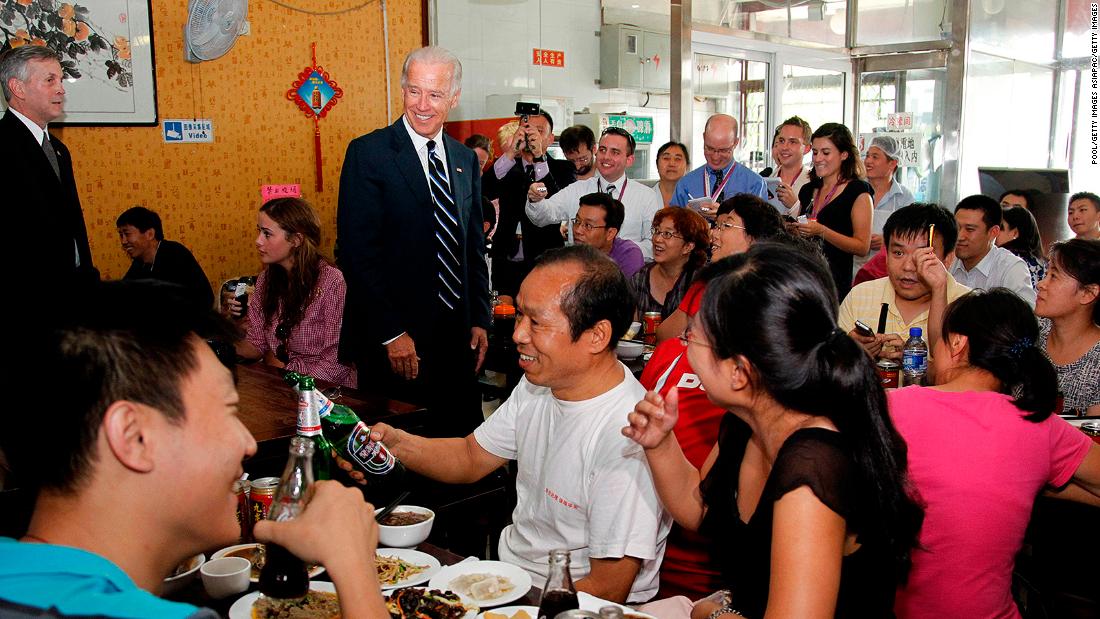 Ghé thăm tiệm mì bình dân ông Joe Biden từng ăn - Ảnh 1. Ghé thăm tiệm mì bình dân ông Joe Biden từng ăn - Ảnh 1.