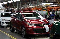 Triệu hồi hơn 68.000 ô tô điện Chevrolet Bolt do nguy cơ cháy nổ