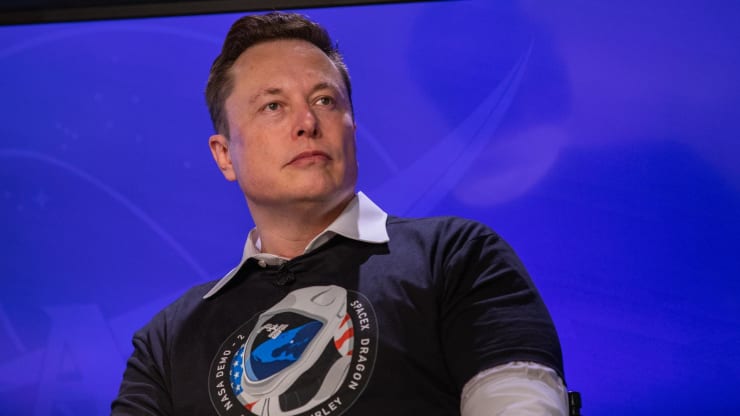 Tỉ phú Elon Musk có khả năng nhiễm COVID-19 - Ảnh 1.