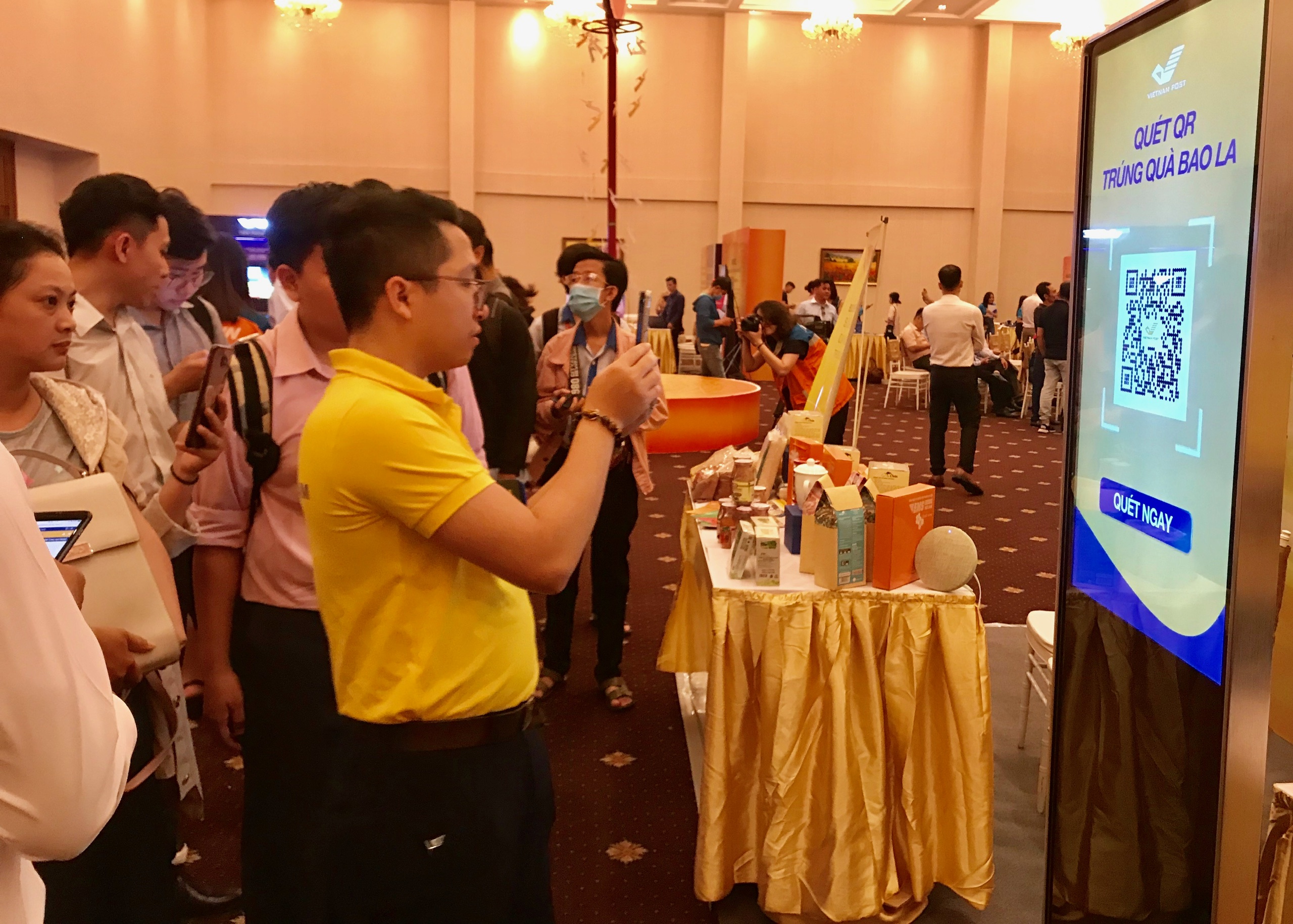 Đẩy mạnh chiến lược Make in Vietnam trong công nghiệp ICT để giảm phụ thuộc FDI - Ảnh 2.