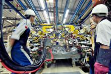 IMF: Tăng trưởng GDP Việt Nam 2020 đạt 2,4%, thuộc nhóm cao nhất thế giới