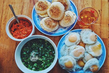 Hương vị xứ biển đậm đà qua món bánh căn Bình Thuận