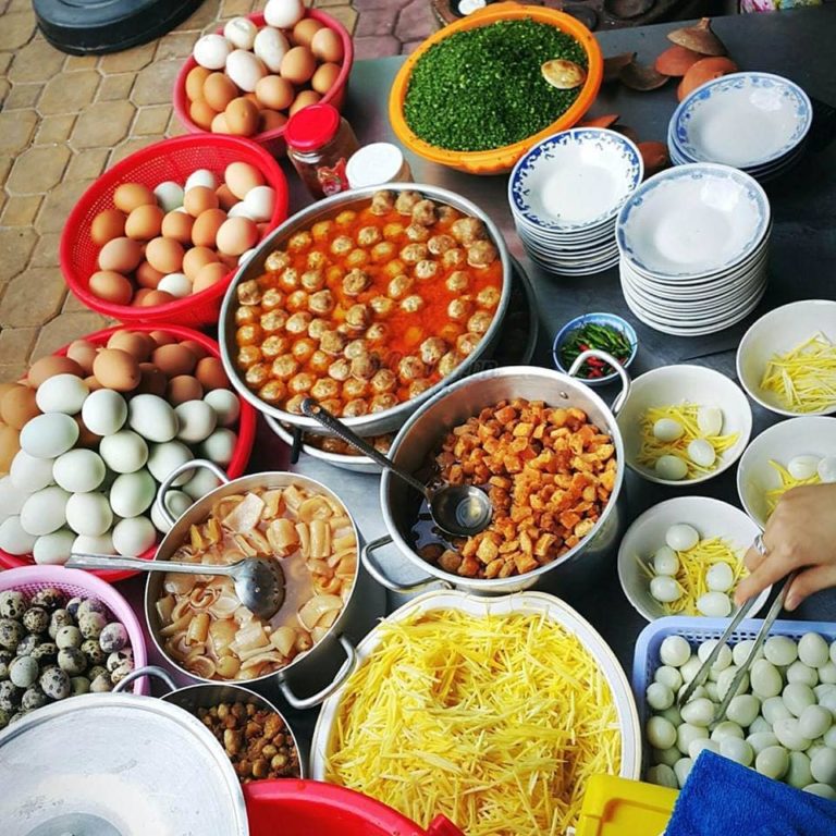 Hương vị xứ biển đậm đà qua món bánh căn Bình Thuận - Ảnh 4. Hương vị xứ biển đậm đà qua món bánh căn Bình Thuận - Ảnh 4.