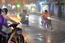Thời tiết Đà Nẵng hôm nay 22/11: Đêm mưa rào và dông, Đà Lạt chiều tối có mưa vài nơi