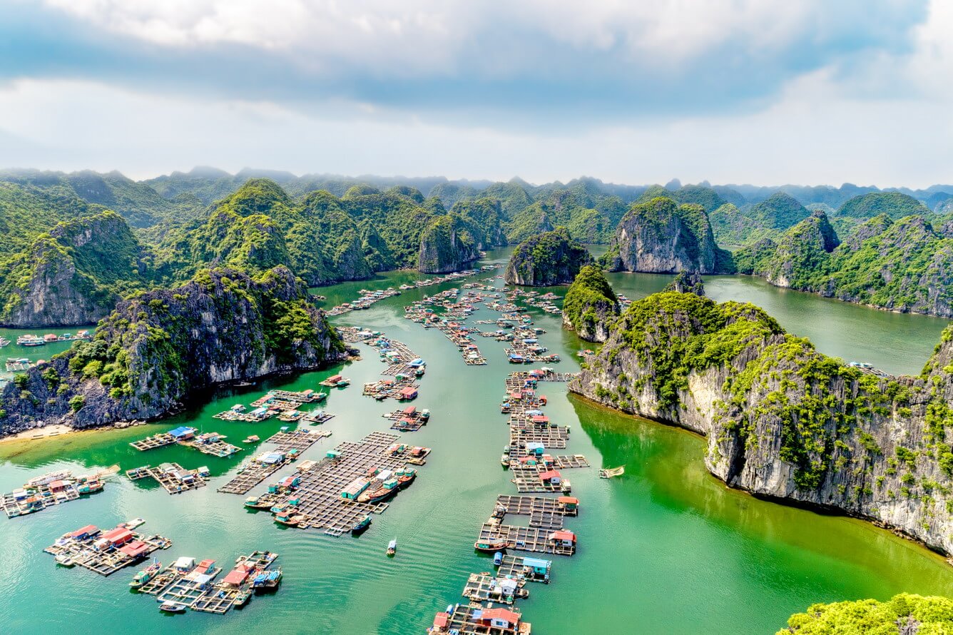 Chiêm ngưỡng cảnh sắc thiên nhiên kì vĩ tại vịnh Lan Hạ, Hải Phòng - Ảnh 10.