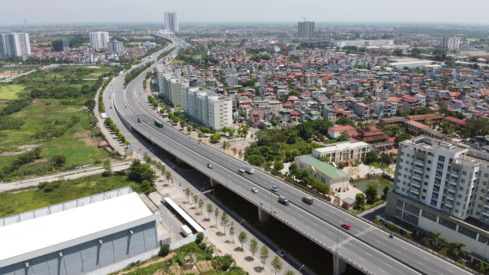 Người mua bất động sản đang quan tâm nhiều nhất đến loại hình nào? - Ảnh 1. Người mua bất động sản đang quan tâm nhiều nhất đến loại hình nào? - Ảnh 1.