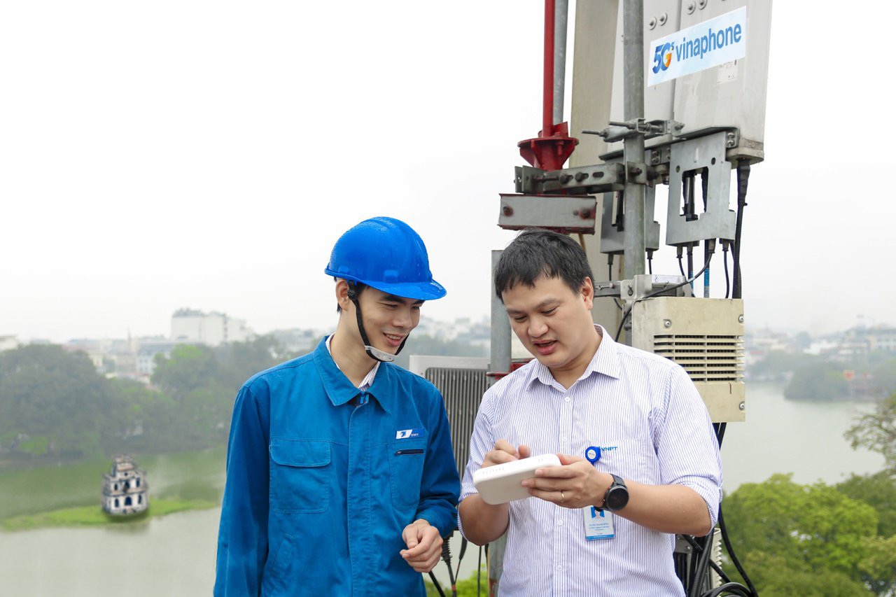 VinaPhone lên kế hoạch phủ sóng 5G vào tháng 12, tốc độ gấp 10 lần 4G - Ảnh 1. VinaPhone lên kế hoạch phủ sóng 5G vào tháng 12, tốc độ gấp 10 lần 4G - Ảnh 1.