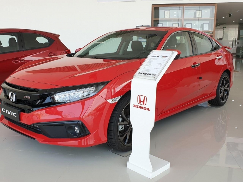 Mẫu xe sedan hạng C có giá dưới một tỉ đồng được ưa chuộng tại Việt Nam - Ảnh 5. Mẫu xe sedan hạng C có giá dưới một tỉ đồng được ưa chuộng tại Việt Nam - Ảnh 5.