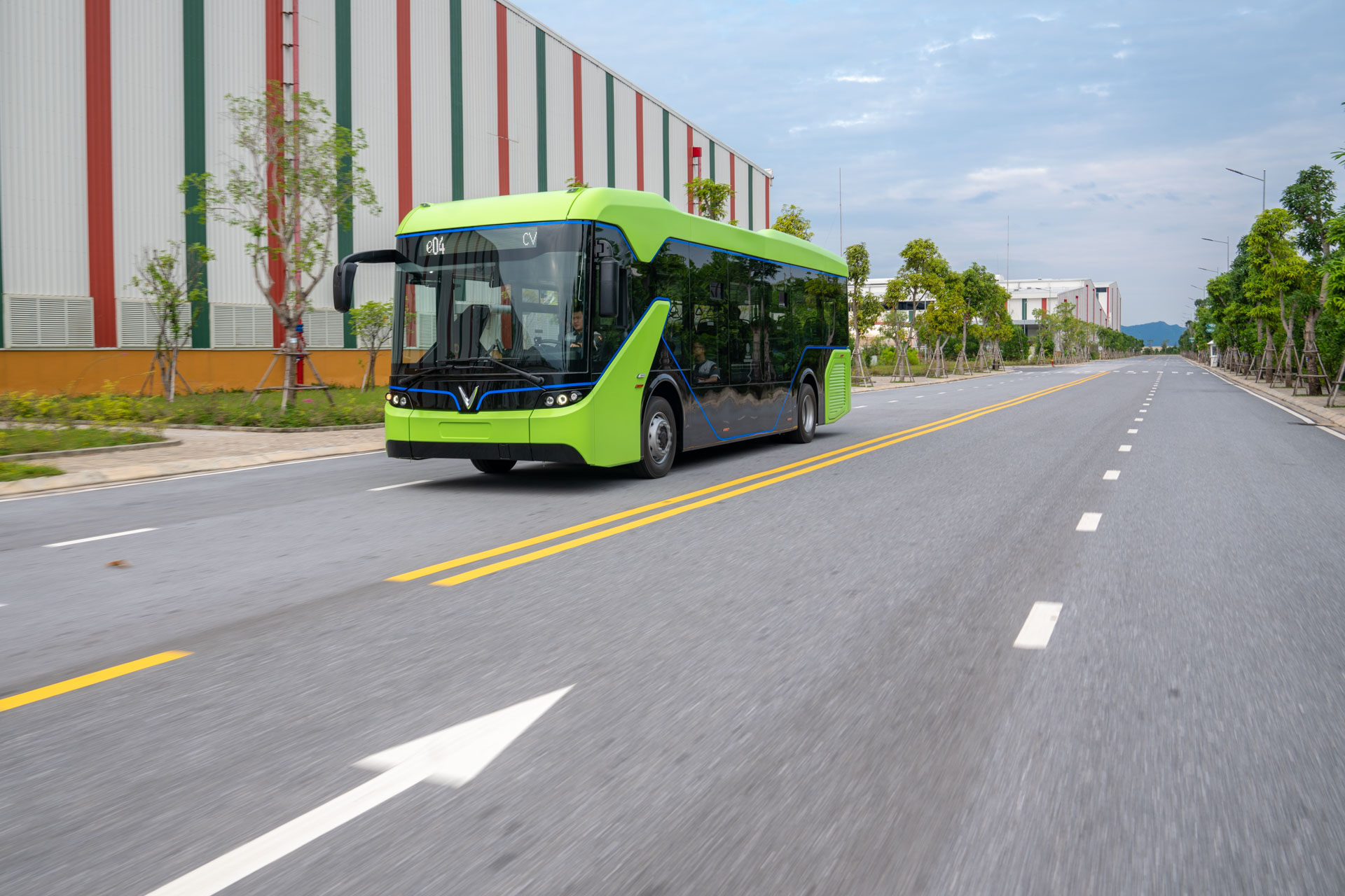 VinBus xây dựng hệ thống trạm sạc xe buýt điện lớn nhất Đông Nam Á - Ảnh 2. VinBus xây dựng hệ thống trạm sạc xe buýt điện lớn nhất Đông Nam Á - Ảnh 2.