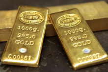 Dự báo giá vàng 5/11: Xu hướng giảm sẽ trở lại ở cả trong nước và thế giới?