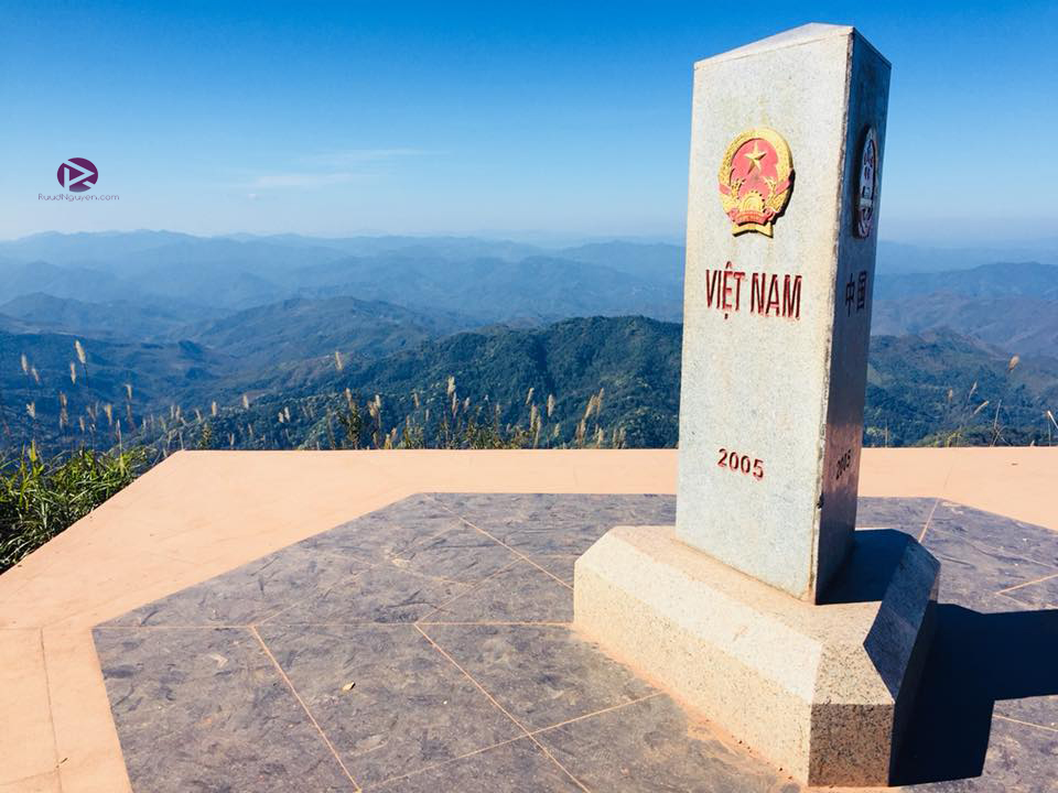 Ngã ba biên giới A Pa Chải, cung đường phượt ấn tượng giữa núi rừng Điện Biên - Ảnh 6. Ngã ba biên giới A Pa Chải, cung đường phượt ấn tượng giữa núi rừng Điện Biên - Ảnh 6.